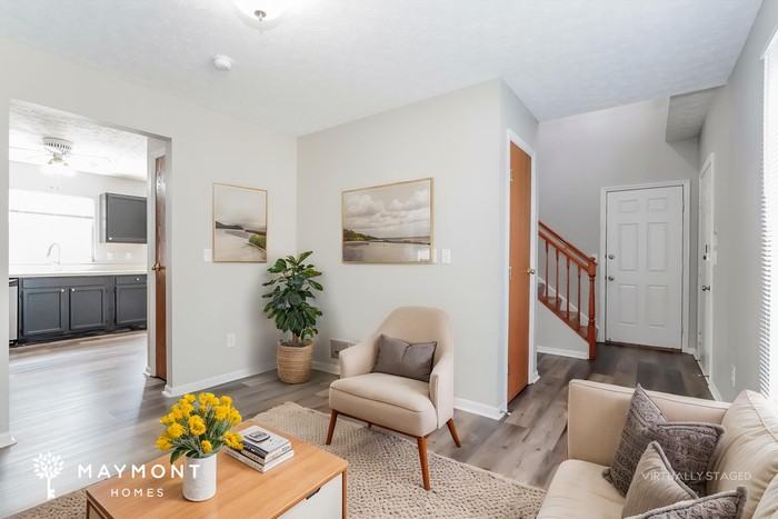 473 Buckingham Ct - Photo 7 of 18