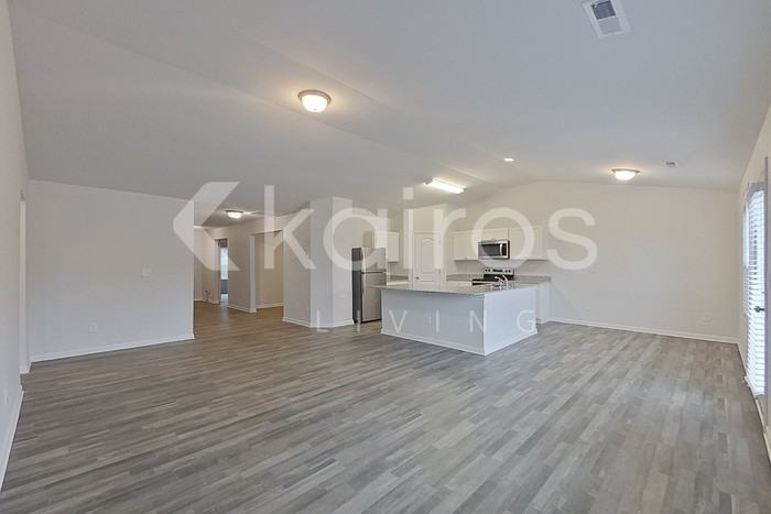 1190 Amberlight Cir - Photo 5 of 22