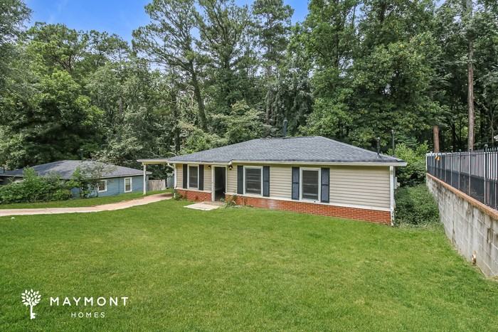 1044 Valley View Rd Se - Photo 4 of 16