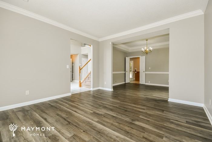 108 Waddington Trce - Photo 6 of 13
