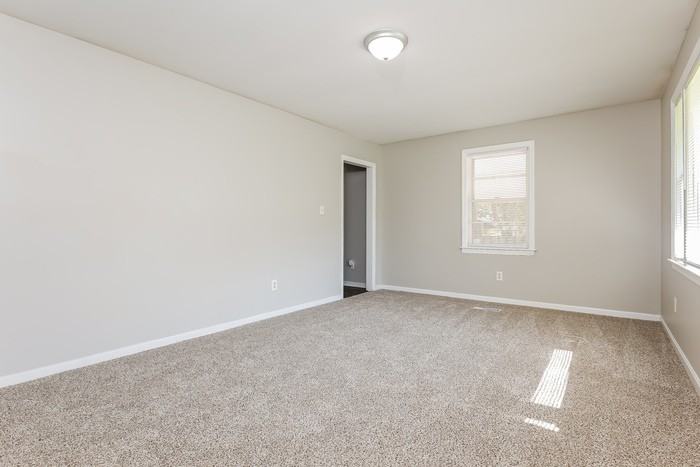 107 Cannon Ave - Photo 5 of 11
