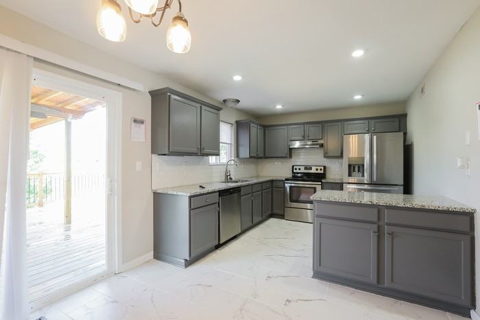 11500 N Lane Ave - Photo 3 of 10