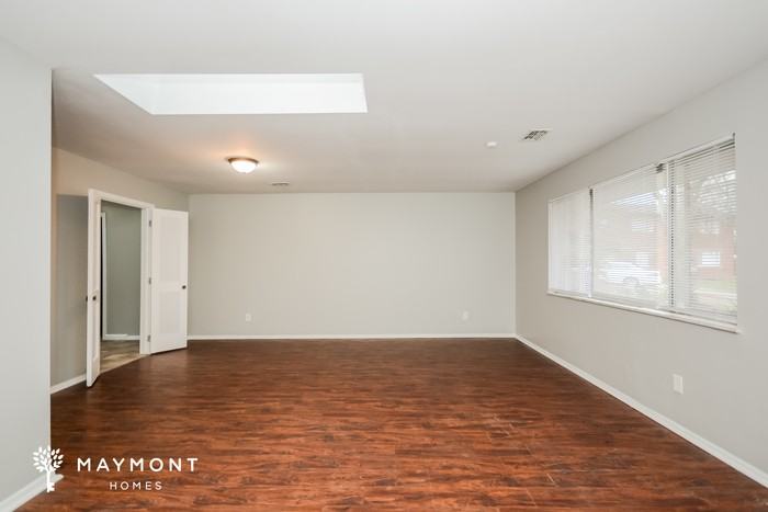 2499 Bluelark Dr - Photo 6 of 12