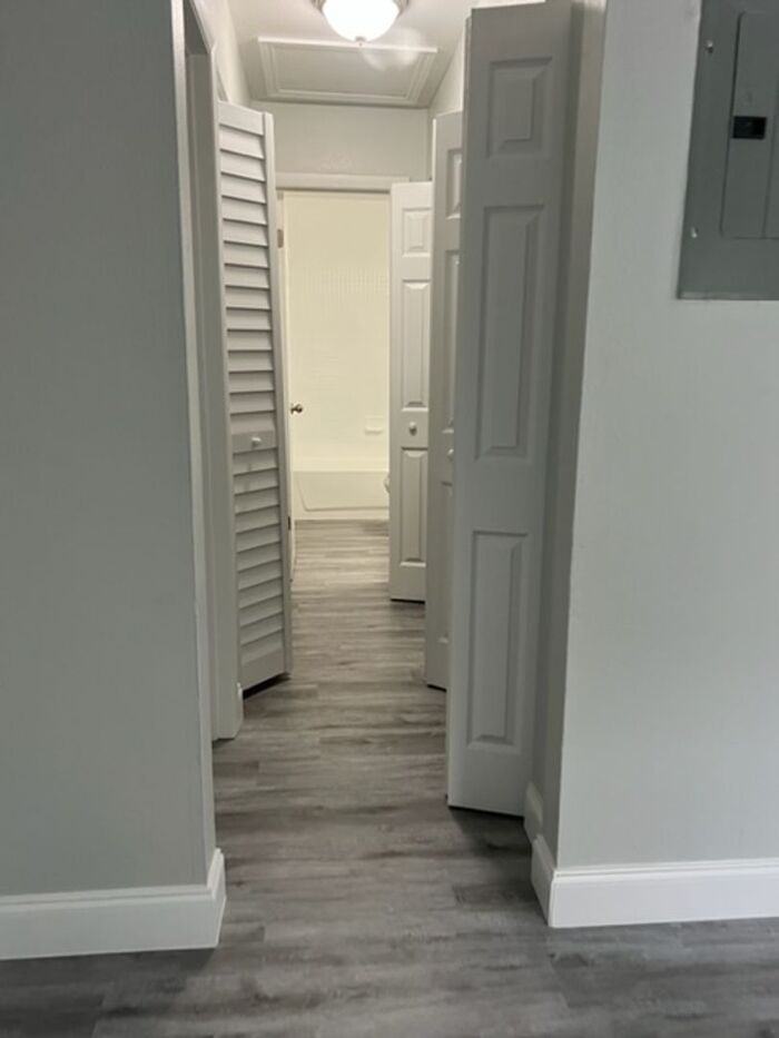 125 S Salisbury Ave #B1 - Photo 3 of 9