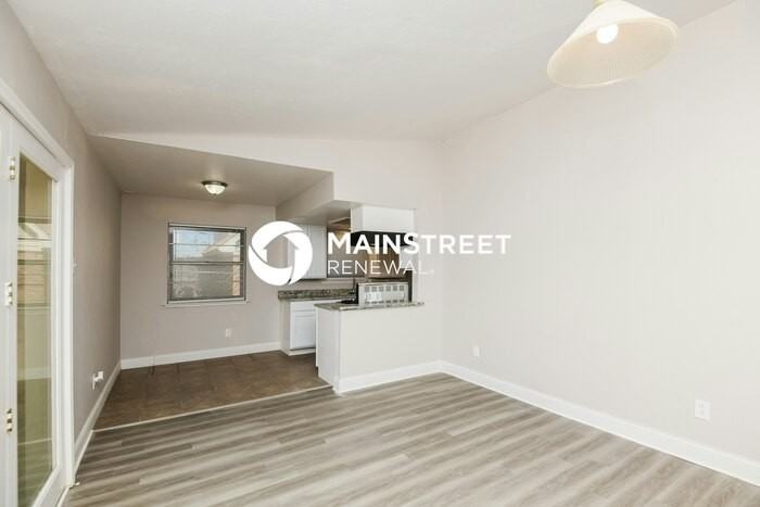 3217 Ridgedale St - Photo 3 of 16