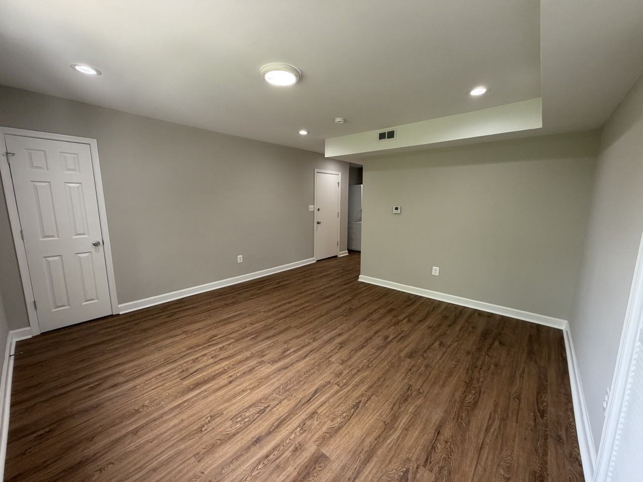 403 Newcomb St Se #4 - Photo 4 of 19