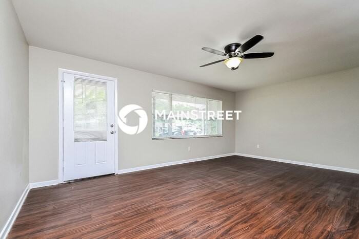 7111 Harvard St - Photo 3 of 16