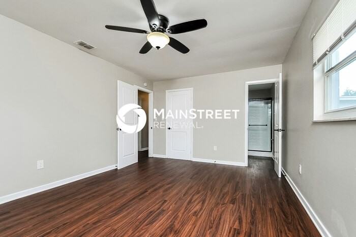 7111 Harvard St - Photo 6 of 16