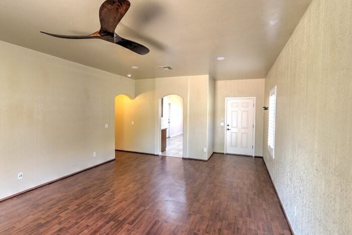 158 E Corte Rancho Dorada - Photo 4 of 33