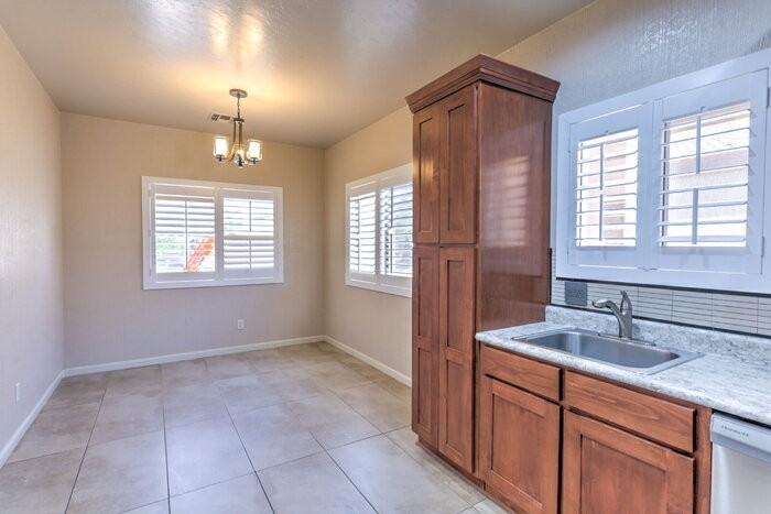 158 E Corte Rancho Dorada - Photo 5 of 33