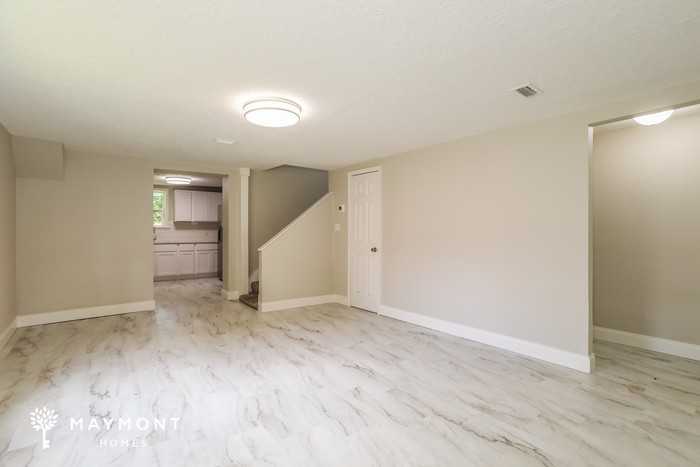 4717 Palmer Ave - Photo 6 of 16
