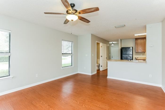 4652 Playschool Dr - Photo 4 of 15