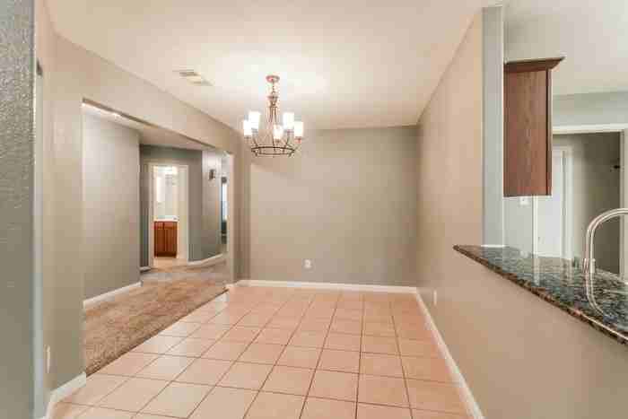 2107 Golden Topaz Dr - Photo 5 of 15