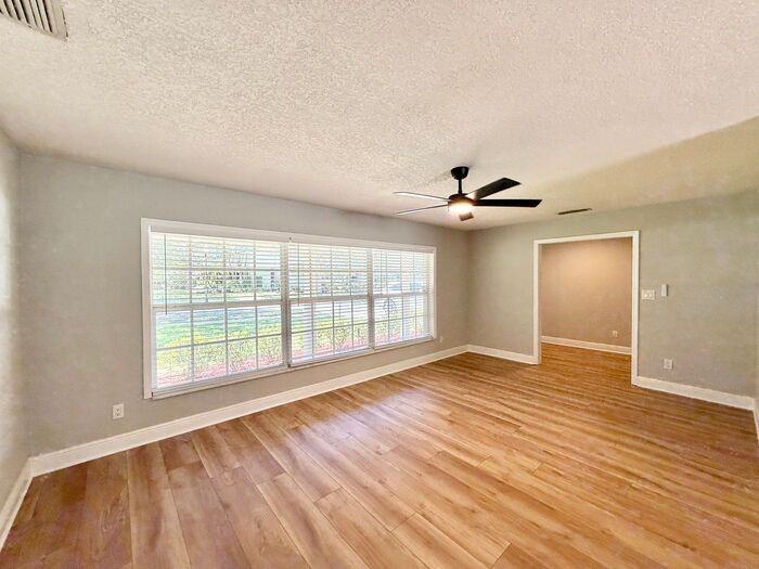 1625 Tioga Trl - Photo 4 of 46