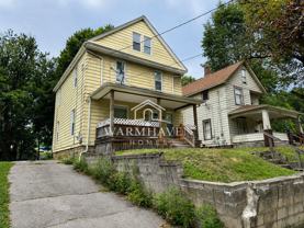 212 Gale St - Photo 1 of 1