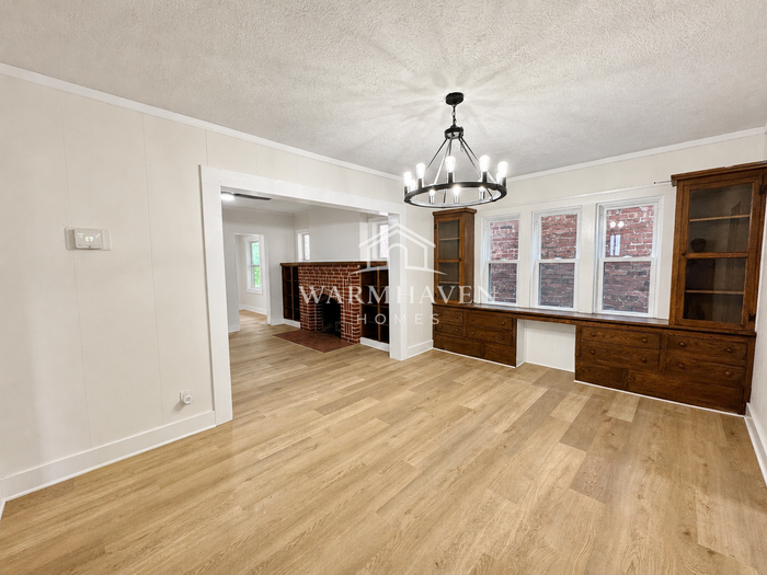 1263 W Waterloo Rd - Photo 5 of 15