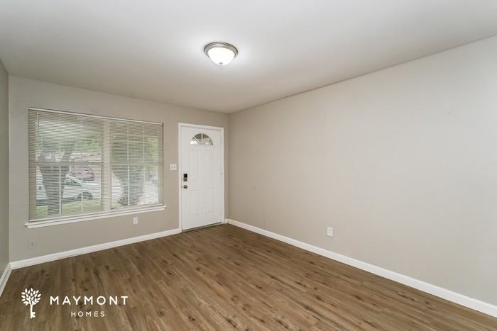 1105 De Ridder Ave - Photo 6 of 15
