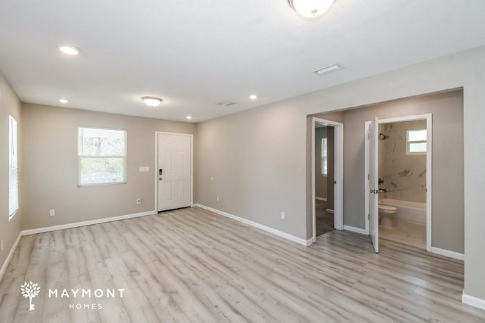 804 Westbrook Rd - Photo 4 of 15