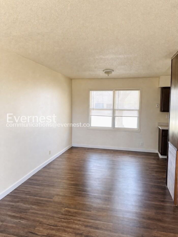 928 Timber Ln - Photo 7 of 23