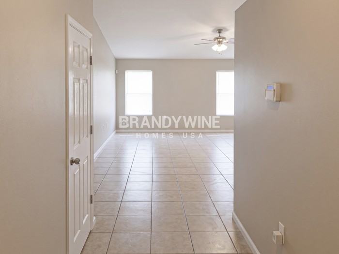 4092 Sabel Dr - Photo 4 of 20