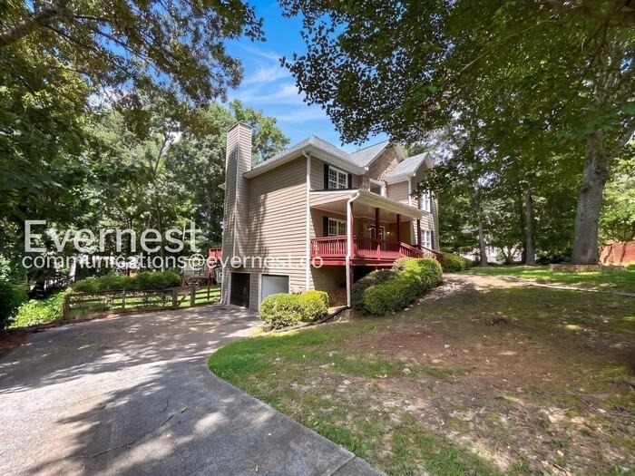 5950 Henley Dr - Photo 2 of 27