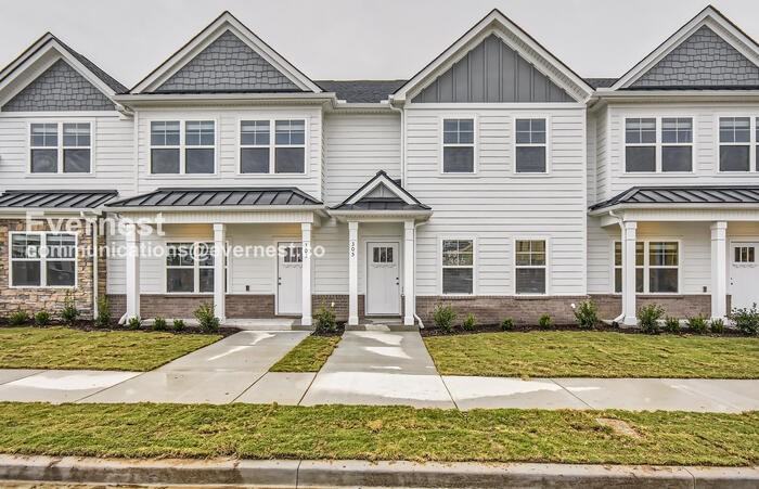 221 Ansley Way - Photo 4 of 31