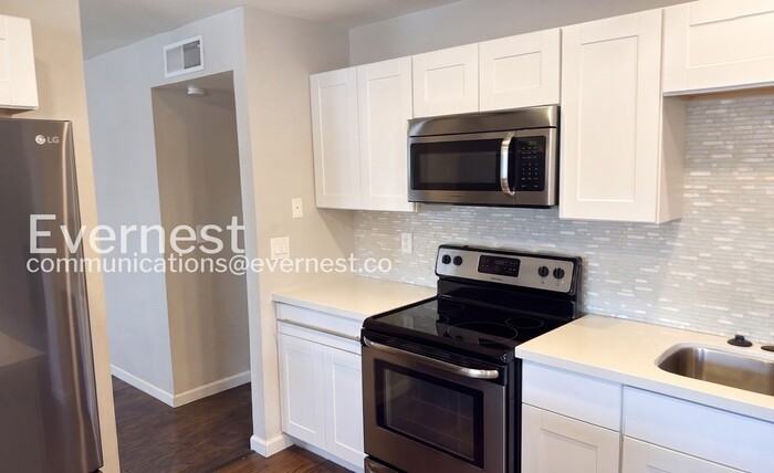2333 E Camino St - Photo 6 of 33