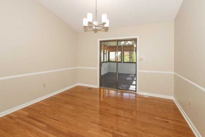 33 Rogers Rd - Photo 4 of 15