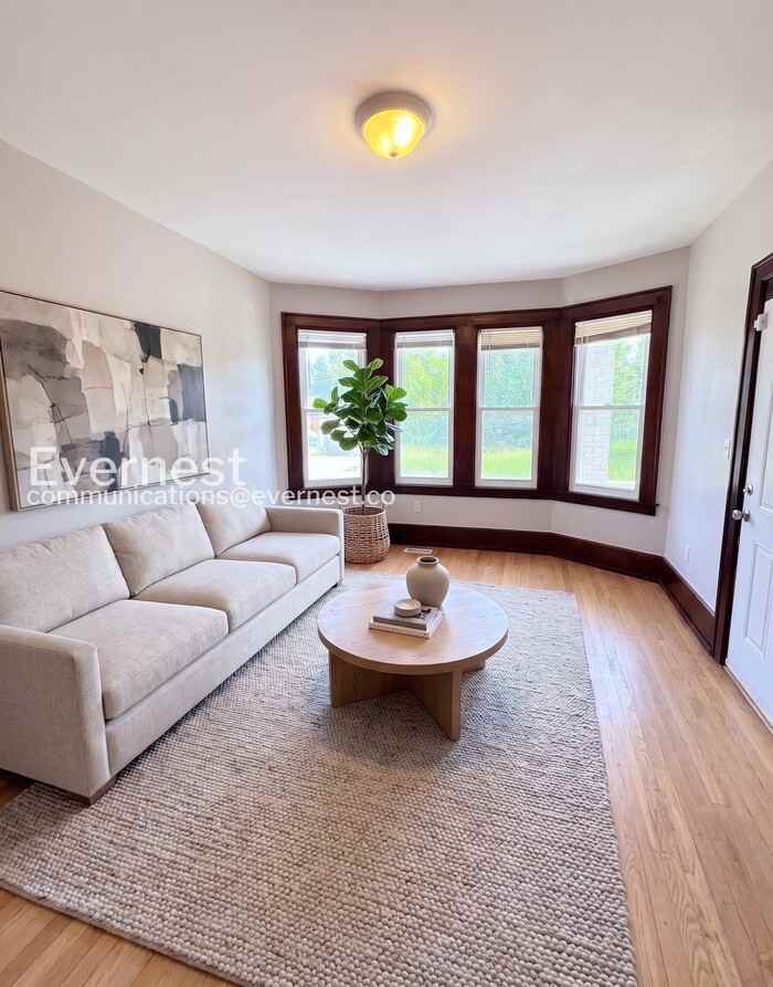 9429 Brush St #1B - Photo 2 of 24