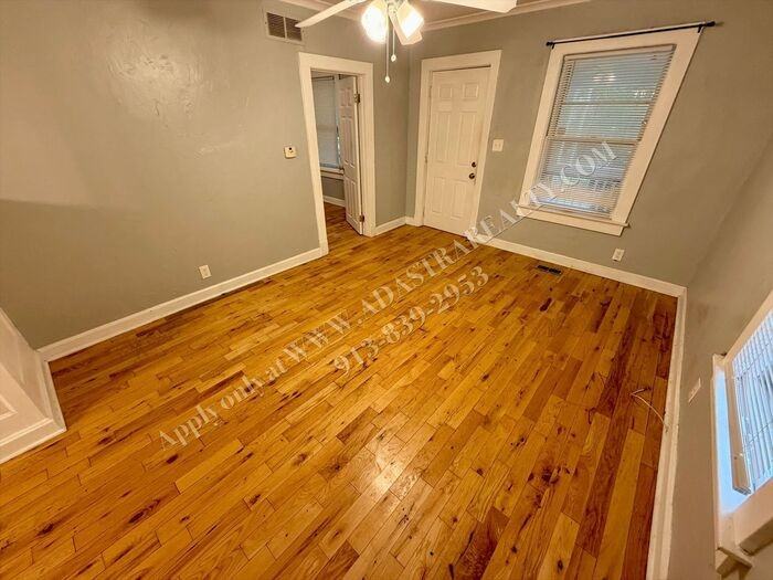 12 E 78th Ter - Photo 6 of 18