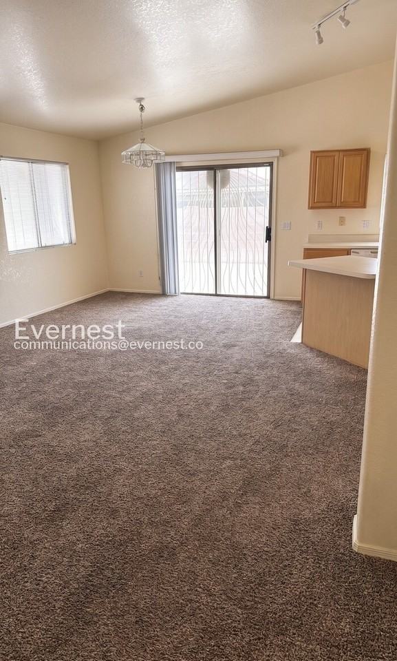 2542 W Sunstar Pl - Photo 6 of 25