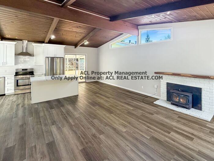 18372 Joseph Dr - Photo 5 of 16