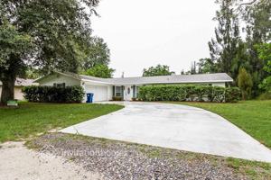 featured image of 1007 Ell Way