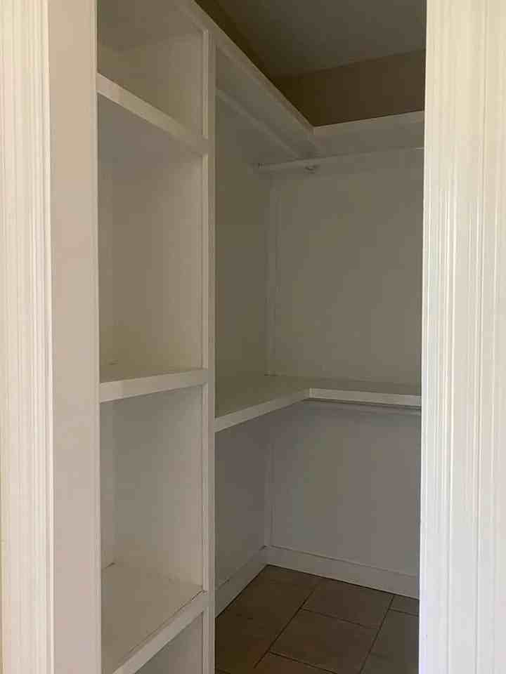 357 Shiloh Rd - Photo 5 of 32