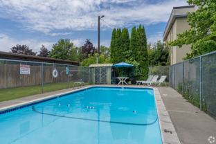 Brentwood Gardens Apartments - Photo 1 of 1