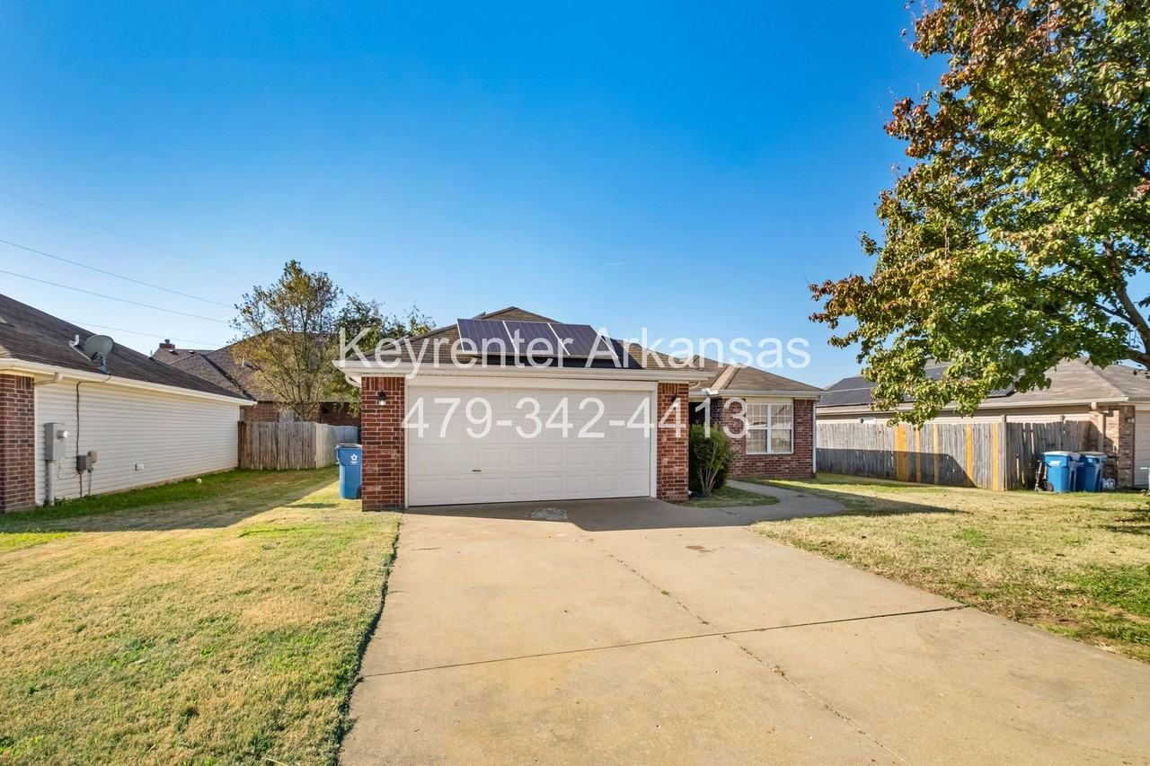 706 Sw Sandrock Rd - Photo 3 of 28