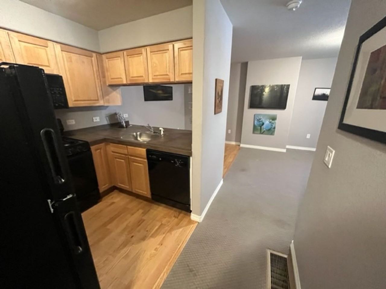 947 Laramie Blvd - Photo 4 of 13