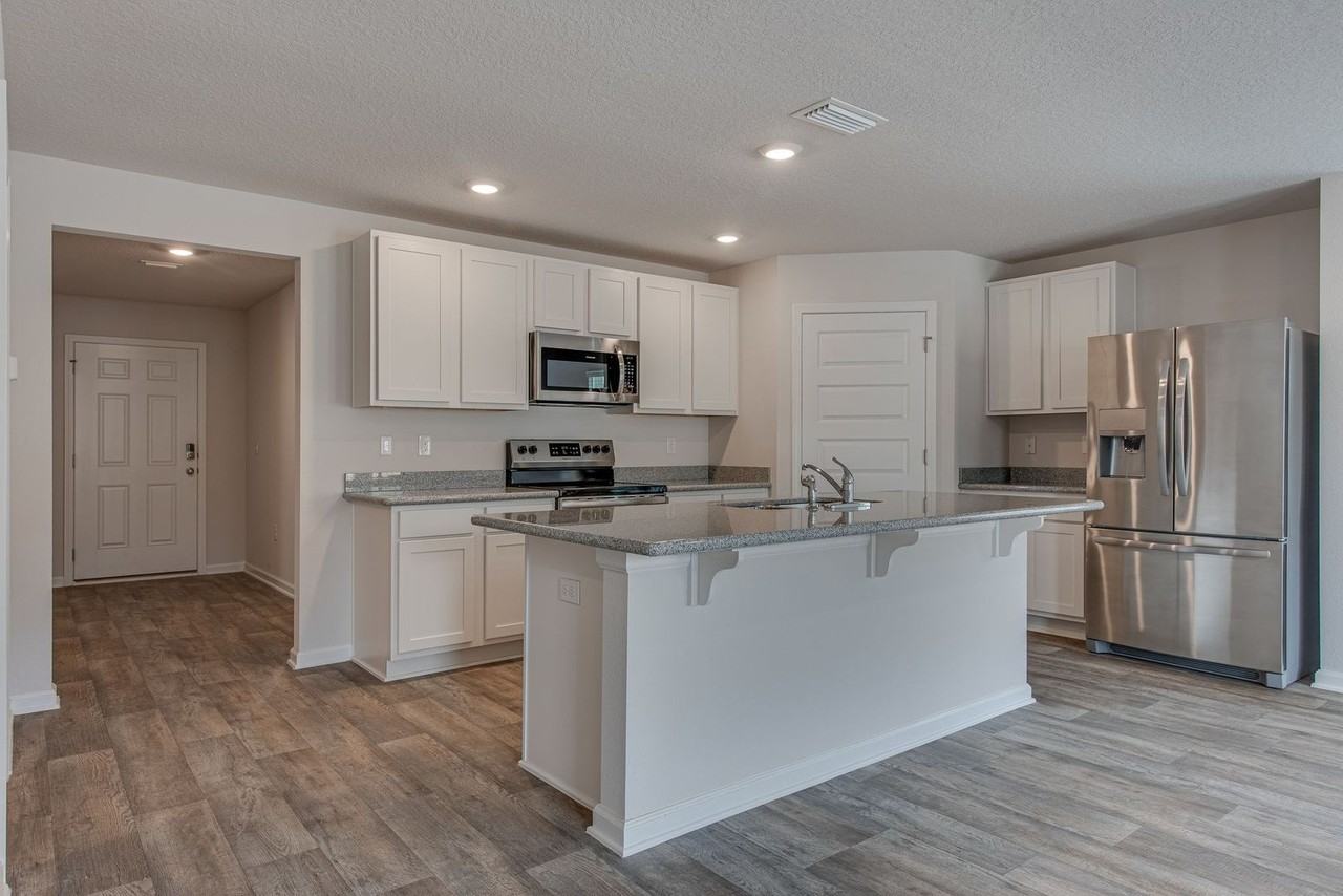5797 Guinevere Ln - Photo 2 of 24