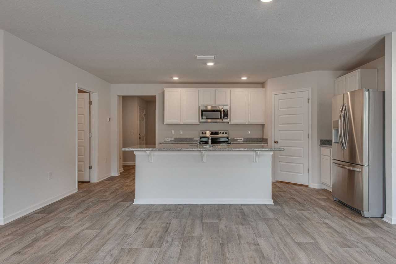 5797 Guinevere Ln - Photo 4 of 24