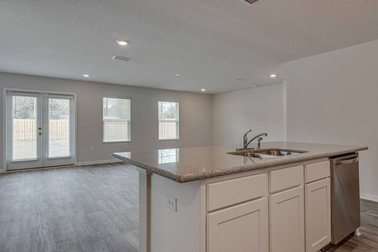 5797 Guinevere Ln - Photo 5 of 24