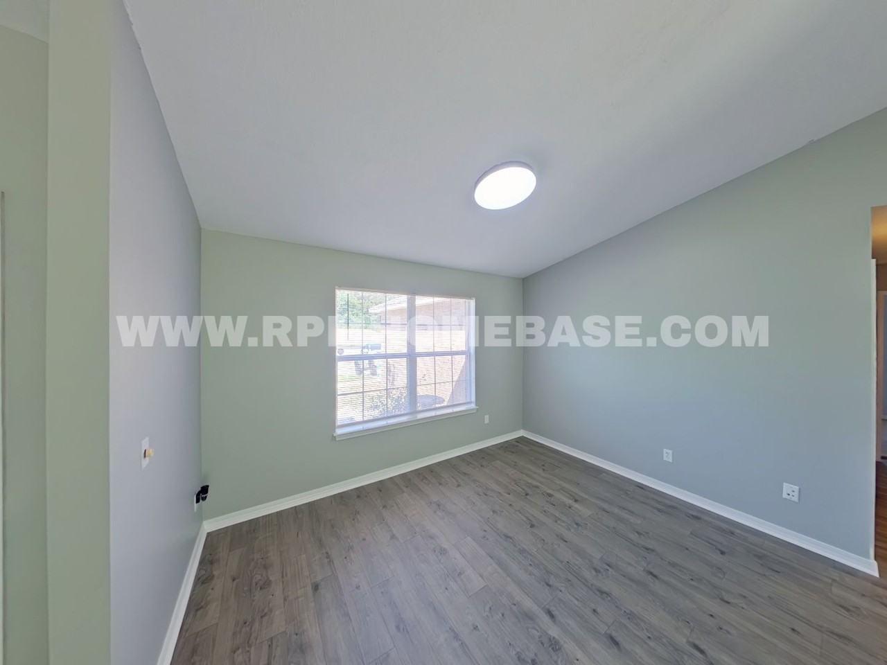 1326 Jeffrine Dr - Photo 6 of 16