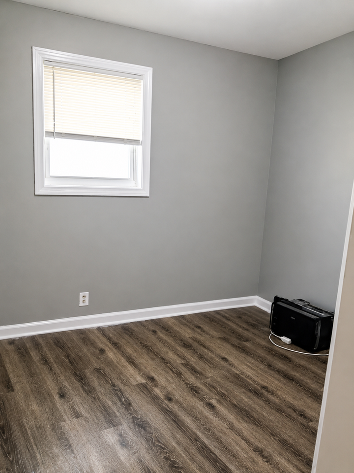 2215 Fairfield Dr - Photo 6 of 8