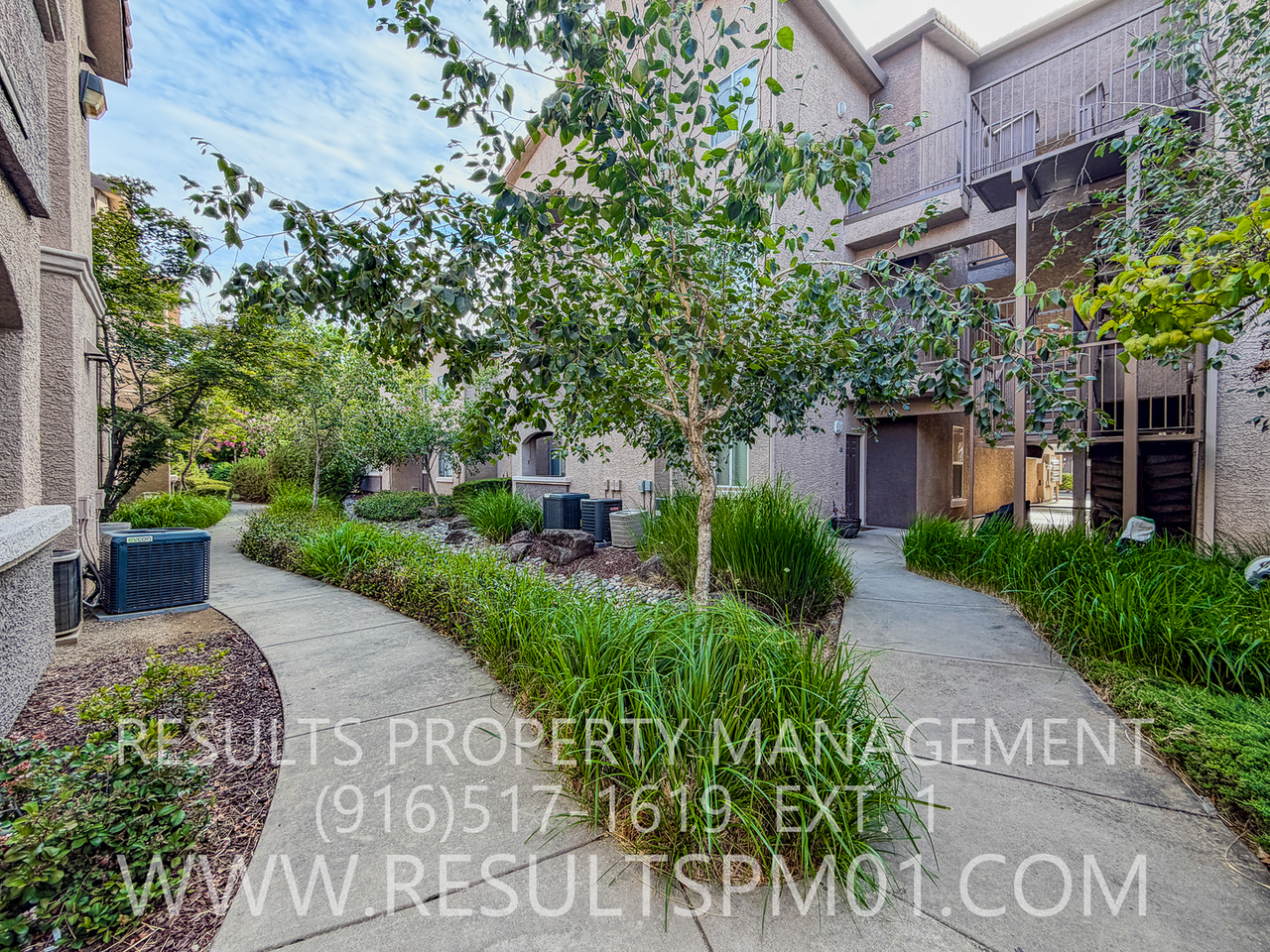 10001 Woodcreek Oaks Blvd - Photo 6 of 17