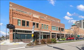 featured image of 419 S 8th St