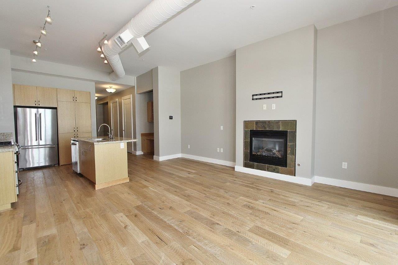 419 S 8th St - Photo 4 of 23