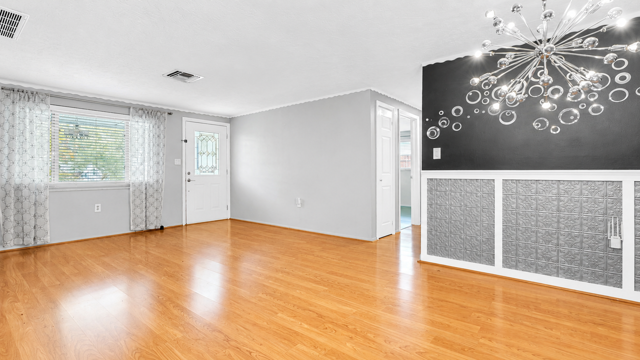 3628 Holiday Lake Dr - Photo 5 of 24