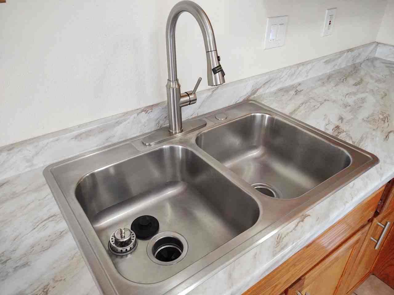 805 N Washington St #D - Photo 6 of 13