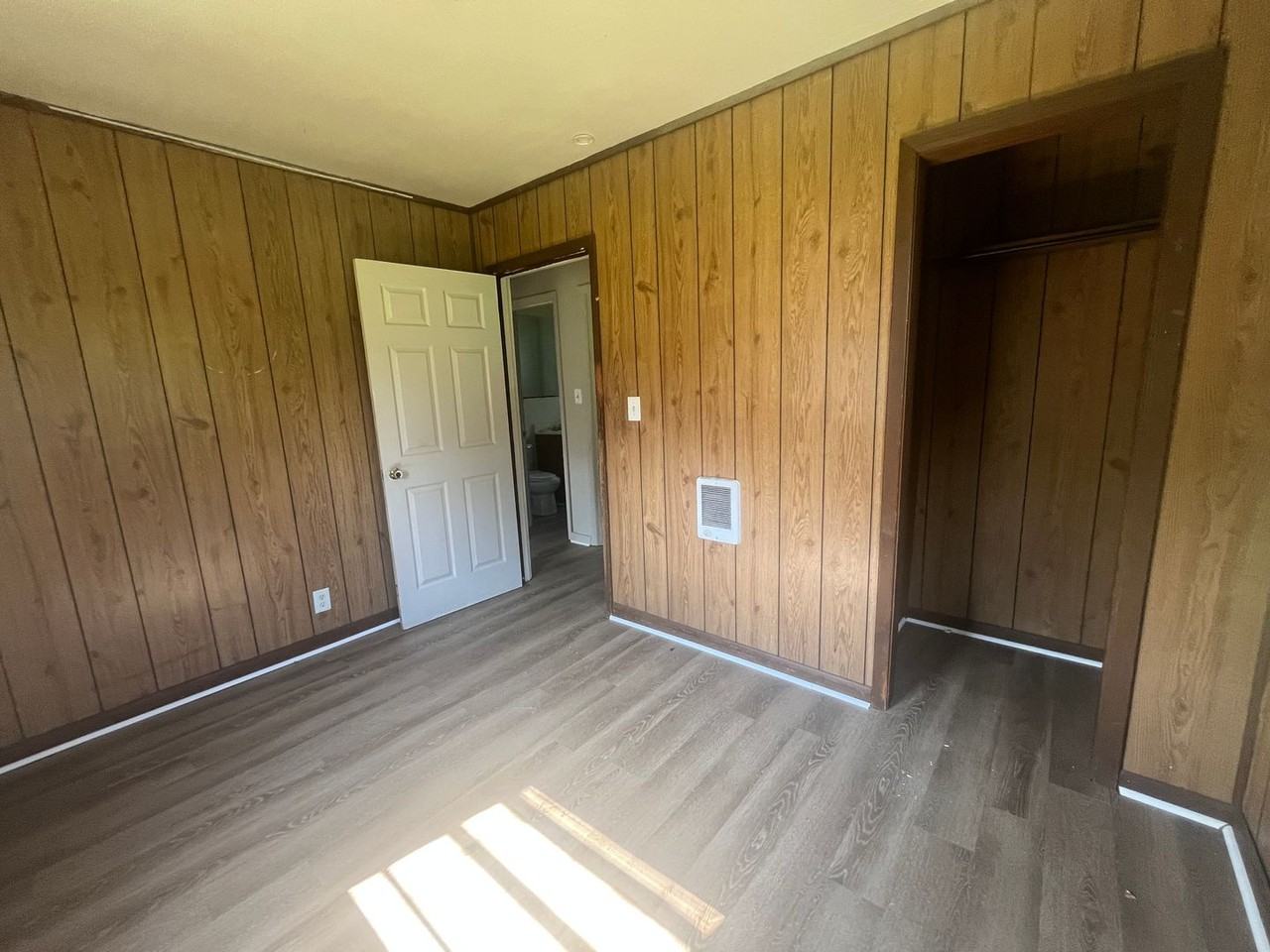 103 Spring St - Photo 7 of 9