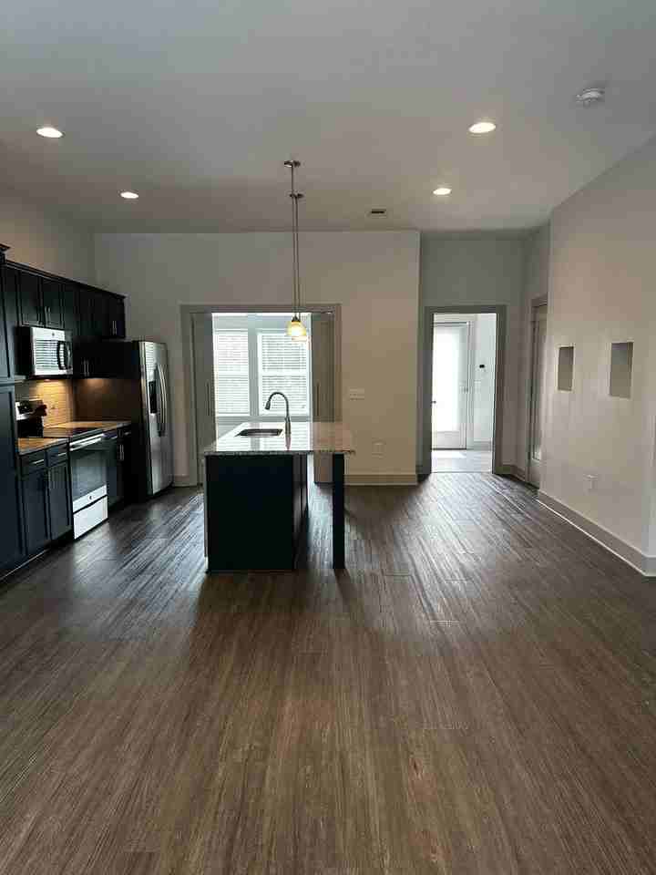 Heritage East Apartments - Photo 5 of 50