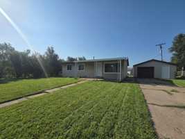 featured image of 1201 W 18th St